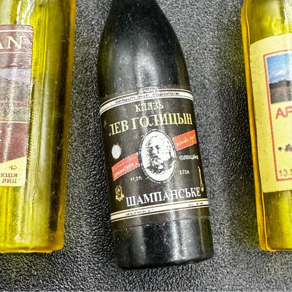 Miniature Dollhouse 3 Wine Bottle Decor - Picture 7 of 17